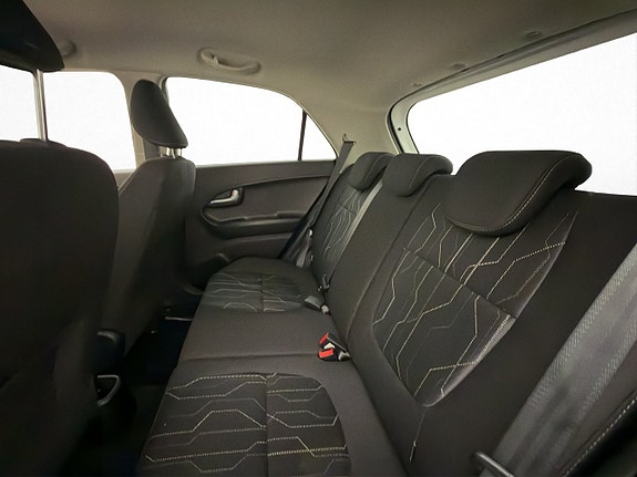 Kia Picanto 17 of 29