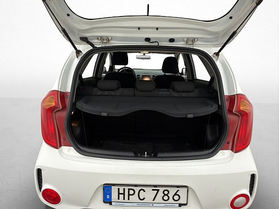 Kia Picanto 16 of 29