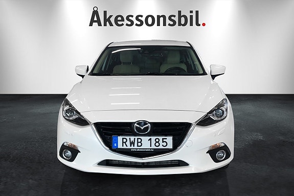 Mazda 3 2 of 5