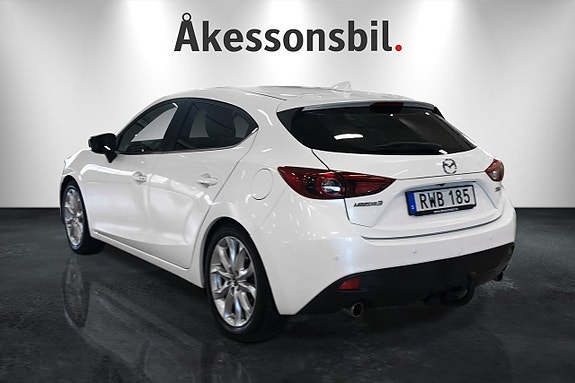 Mazda 3 5 of 5