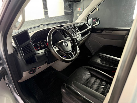 Volkswagen Transporter 6 of 15