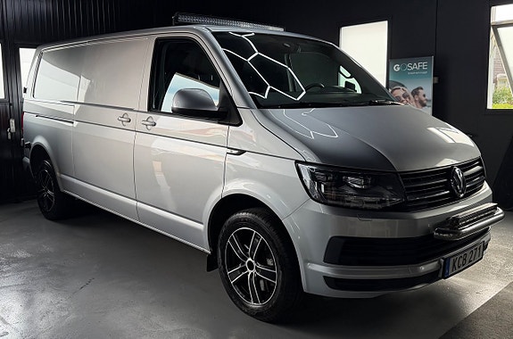 Volkswagen Transporter 2 of 5