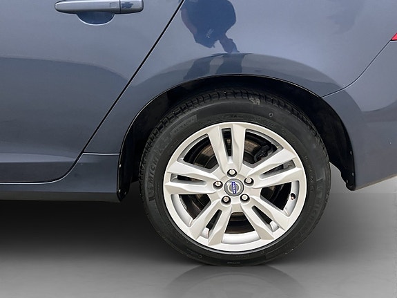Volvo S60 9 of 29