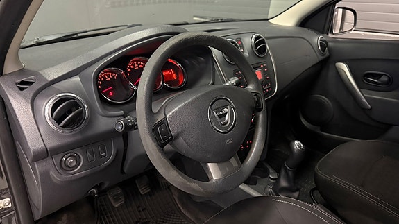 Dacia Logan 12 of 24