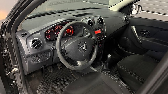 Dacia Logan 11 of 24