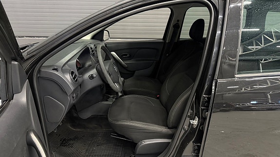 Dacia Logan 10 of 24