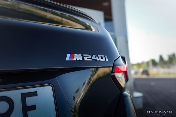 BMW M240i 12 of 16