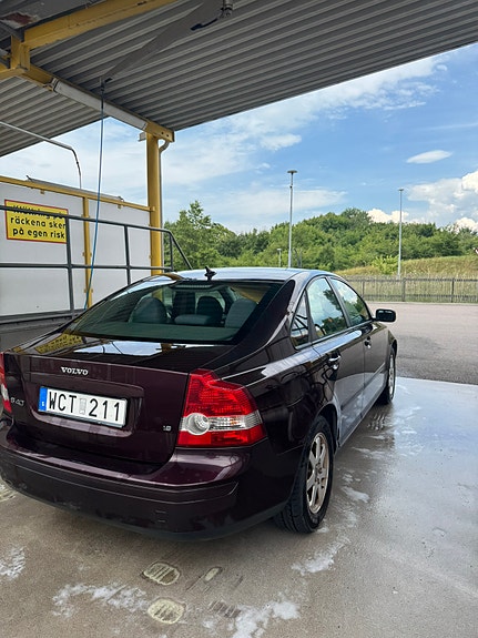 Volvo S40 4 of 5