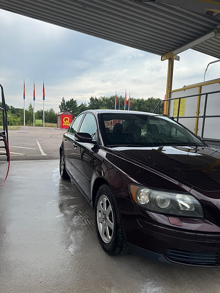 Volvo S40 3 of 5