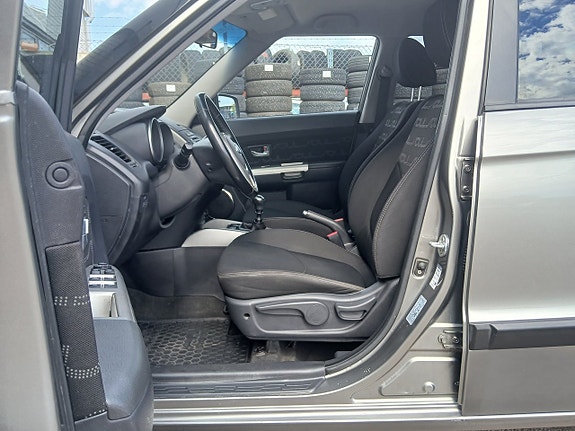 Kia Soul 10 of 21