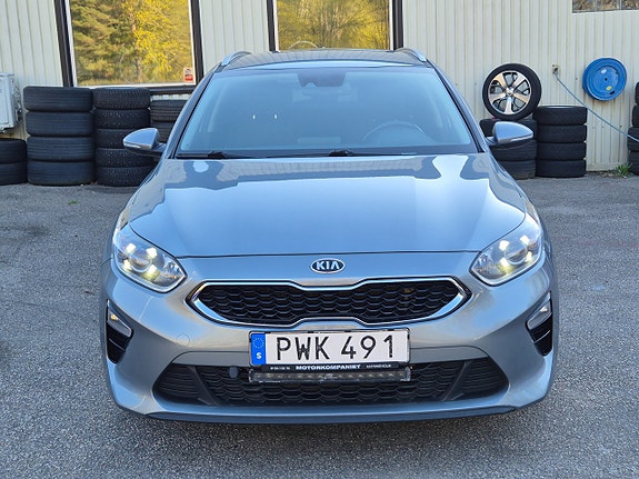 Kia Ceed 4 of 5