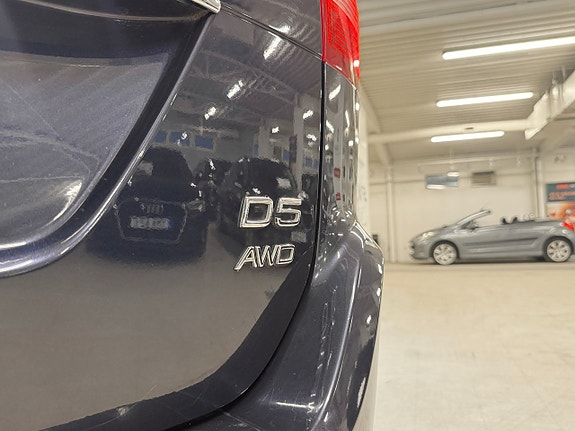 Volvo XC60 30 of 30