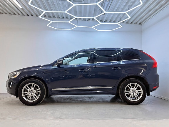 Volvo XC60 9 of 30