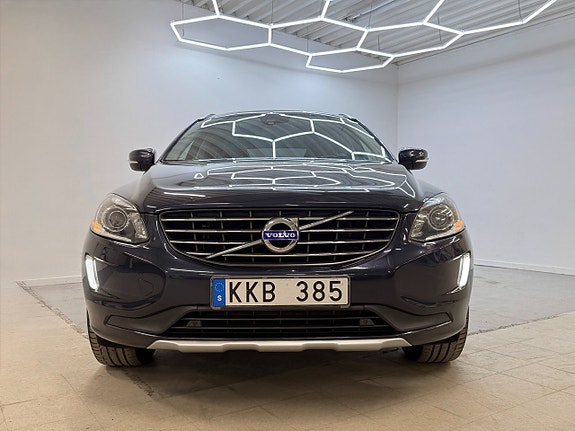 Volvo XC60 3 of 30