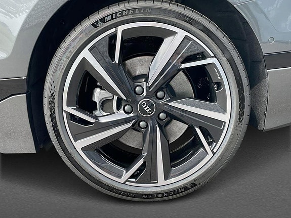 Audi A6 8 of 14