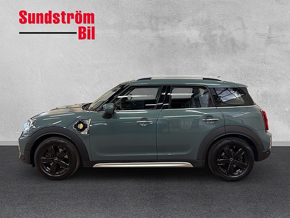 MINI Countryman SE 4 of 5
