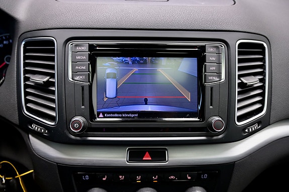 Volkswagen Sharan 24 of 26