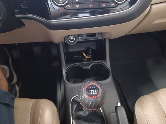 Mitsubishi Outlander 17 of 18