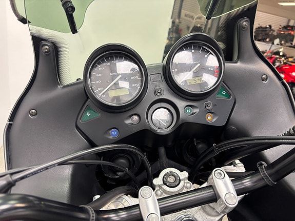 Honda XL1000 Varadero Sommarkampanj 4 of 7