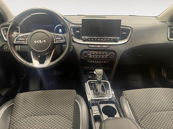 Kia XCeed 10 of 23
