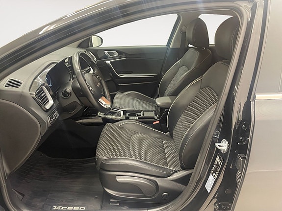 Kia XCeed 9 of 23