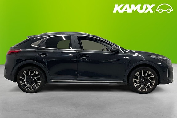 Kia XCeed 2 of 23