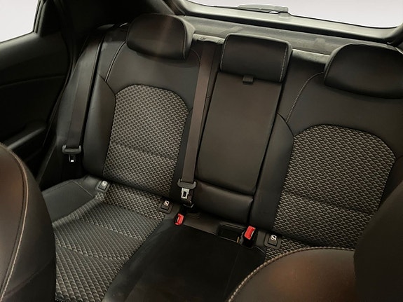 Kia XCeed 14 of 23