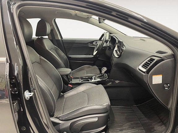 Kia XCeed 15 of 23