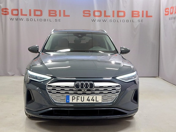 Audi Q8 2 of 5