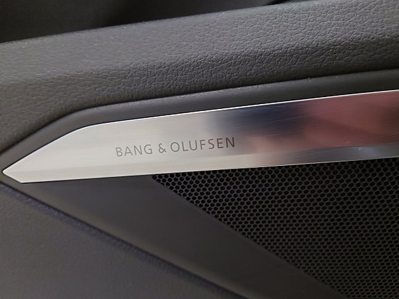 Audi Q8 15 of 19