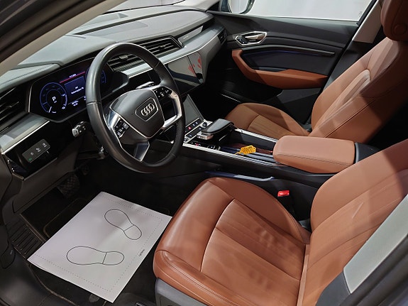 Audi Q8 7 of 19