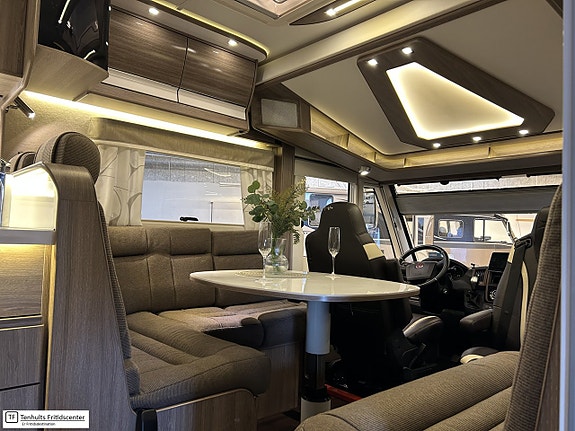 Kabe Travelmaster 810 LXL 6 of 21