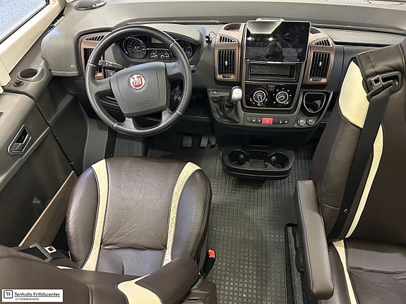 Kabe Travelmaster 810 LXL 13 of 21