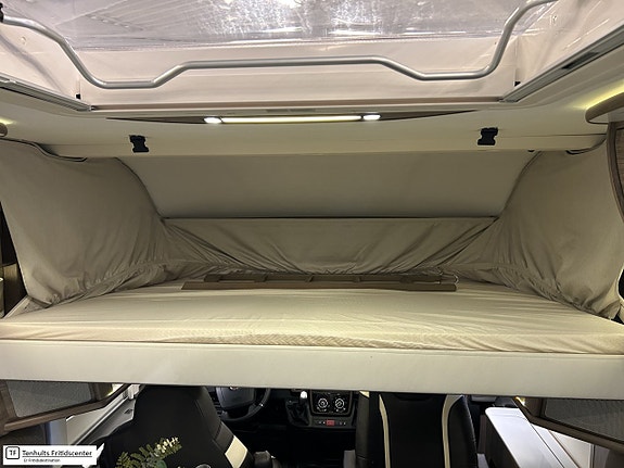 Kabe Travelmaster 810 LXL 12 of 21