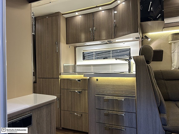 Kabe Travelmaster 810 LXL 7 of 21