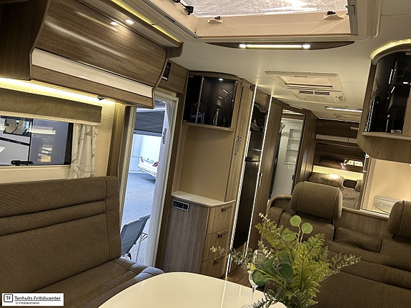 Kabe Travelmaster 810 LXL 15 of 21