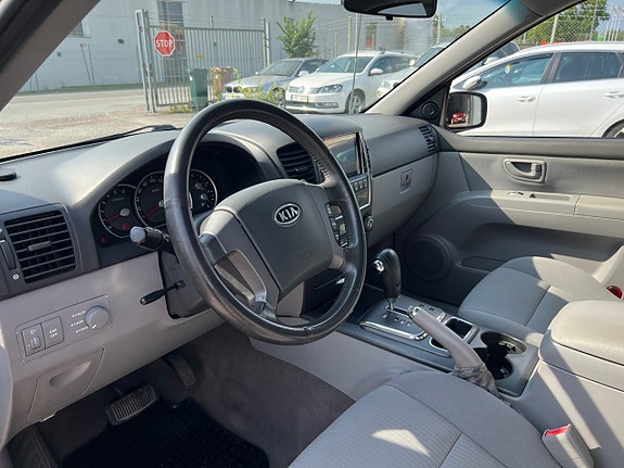Kia Sorento 4 of 5
