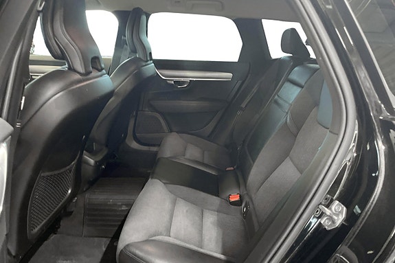 Volvo V90 16 of 23