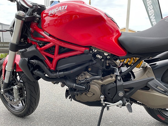 Ducati Monster 821 3 of 8