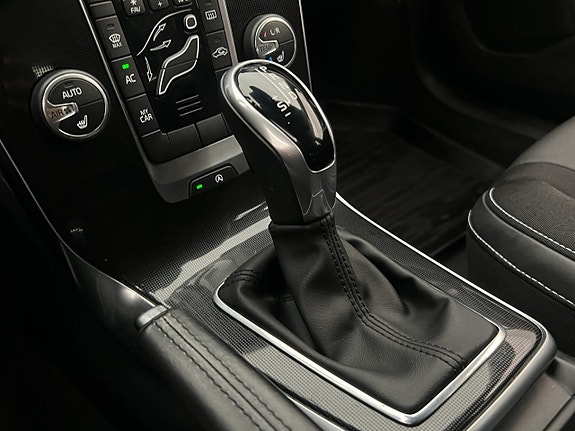 Volvo V40 26 of 30