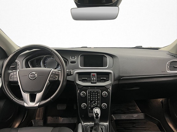 Volvo V40 13 of 30