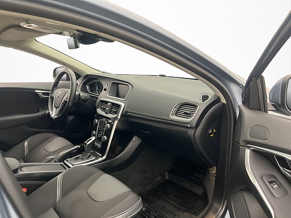 Volvo V40 16 of 30