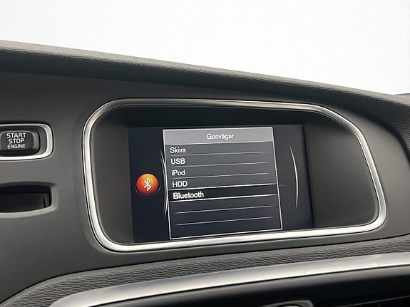 Volvo V40 21 of 30