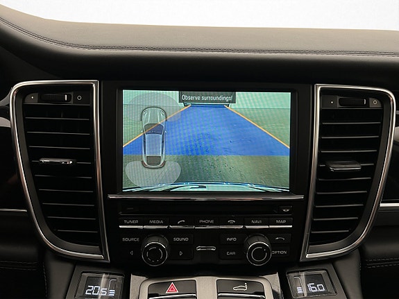 Porsche Panamera 4S 25 of 30