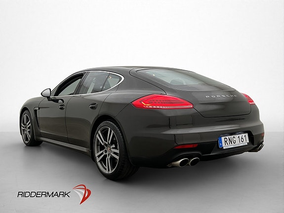 Porsche Panamera 4S 5 of 5