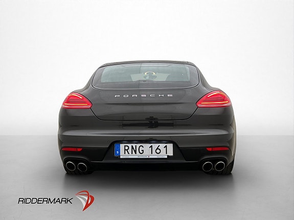 Porsche Panamera 4S 6 of 30