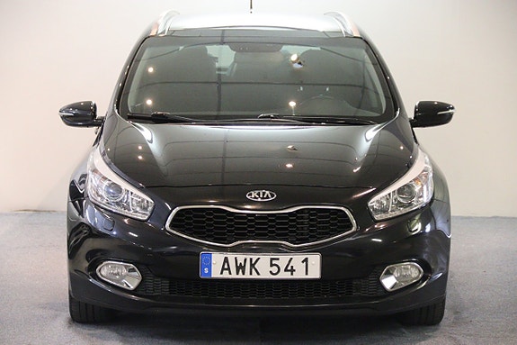 Kia Ceed 2 of 5