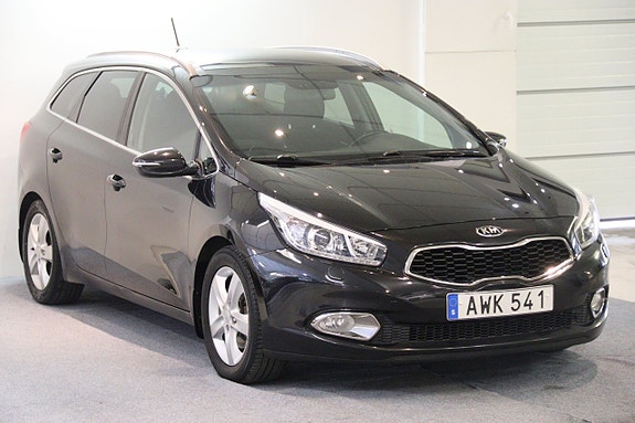 Kia Ceed 3 of 5