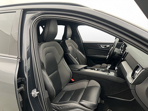 Volvo V60 14 of 30
