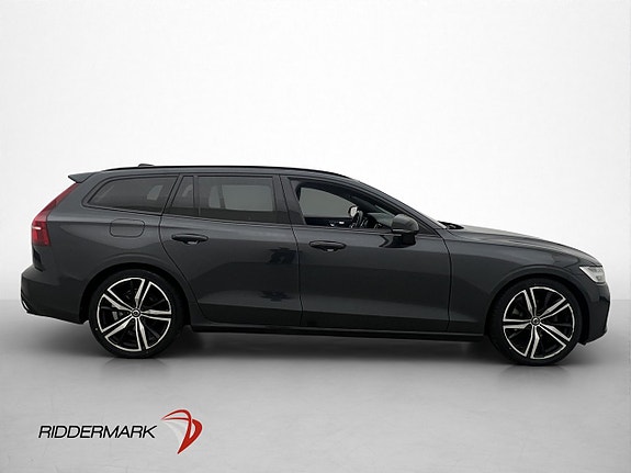 Volvo V60 9 of 30